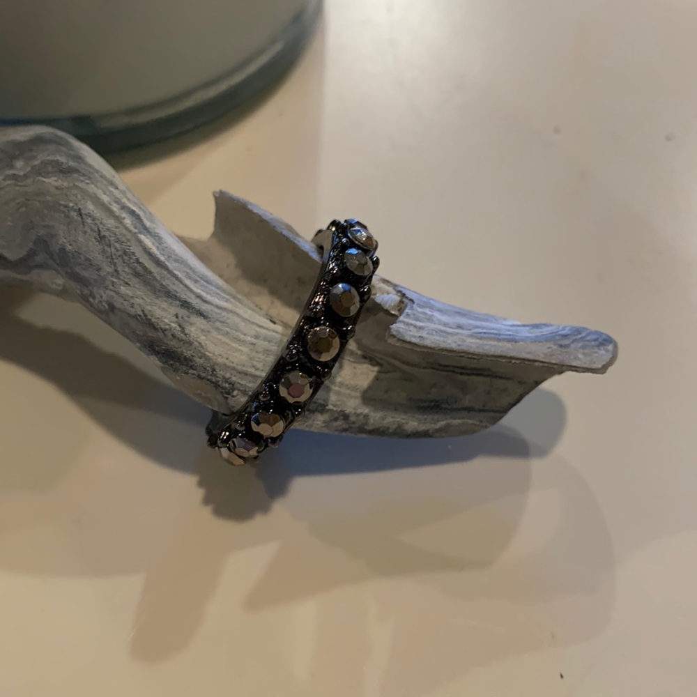 Black stone ring